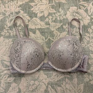 Victoria’s Secret Light Pink Shimmer Bombshell Bra in 32A